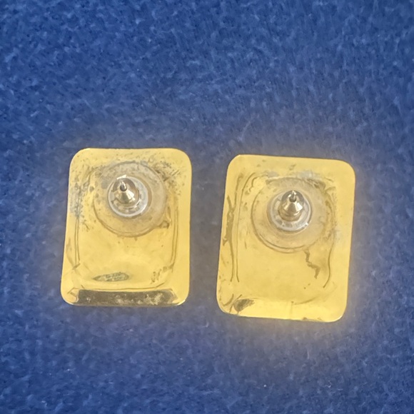 Carlton Ridge Rectangular Earrings - Picture 2 of 2